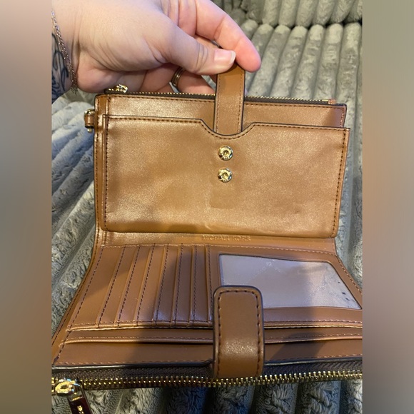 Michael Kors double zipper wallet/wristlet - Picture 6 of 11